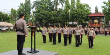 Kapolres Gianyar Pimpin Upacara Korp Raport Kenaikan Pangkat Personel Polres Gianyar