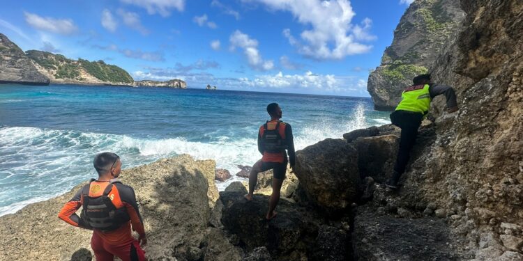 Hari Ke Lima, Tim SAR Gabungan tetap Lanjutkan Pencarian Wisman Korban Tenggelam di Diamond Beach