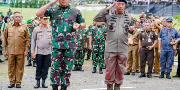 Silaturahmi Bareng Masyarakat di Papua Barat, Kapolri: TNI-Polri Solid dan Siap Kawal Program Pemerintah