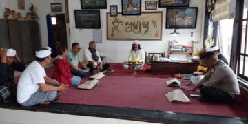 Jelang Upacara Agama di Pura Batur, Kapolsek Kintamani Laksanakan Sambang Kamtibmas