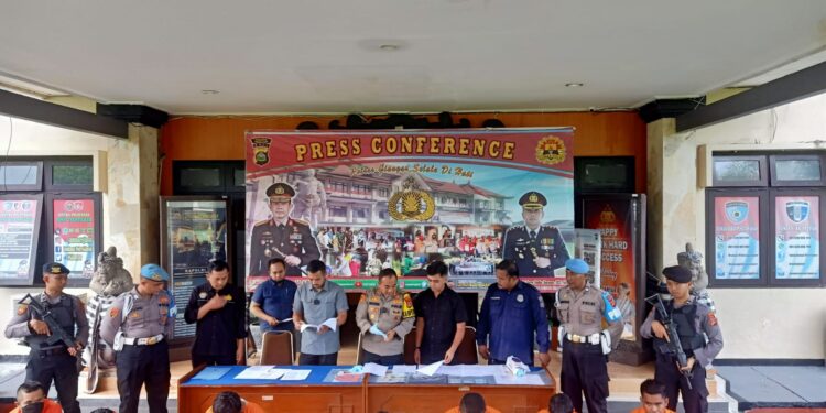 Satuan Reskrim Polres Gianyar Ungkap Kasus Penggelapan Sepeda Motor dan Penipuan CPNS