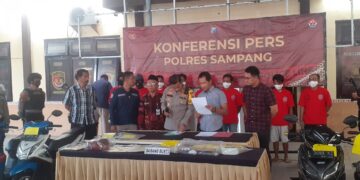 Kapolres Sampang Gelar Konferensi Pers Ungkap Kasus yang Terjadi di Kabupaten Sampang