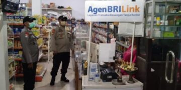Anggota Jaga Polsek Sidemen Lakukan Giat Patroli Jaga Keamanan Wilayah Pada Malam Hari di Pimpin Pawas