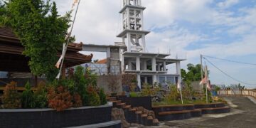 Wisata Baru, Menara Stinggil 7 Lantai di SWP, Bisa Lihat Keindahan Kota Sampang Hingga Pulau Mandangin