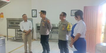 Jum’at Curhat, Kapolsek Blahbatuh Gelorakan Polisi Sahabat Sekolah