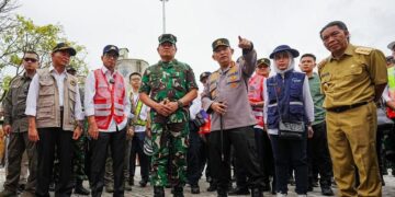 Tinjau Pelabuhan Merak, Kapolri Pastikan Siapkan Upaya Wujudkan Mudik Aman untuk Masyarakat