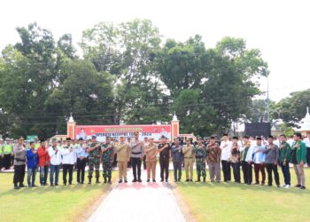 Bupati Labuhanbatu Hadiri Upacara Kesiapan Pasukan OPS Ketupat Toba 2023 di Mapolres Labuhanbatu