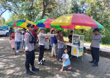 Ops Ketupat Semeru 2023, Polres Situbondo Siagakan Personel di Tempat Wisata