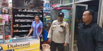 Pawas Pimpin Anggota, Patroli Swalayan Cegah Kejahatan Sampaikan Himbauan Kamtibmas