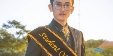Membanggakan..!! Bagus Alfian Raih Predikat Cumlaude, Lulusan Terbaik Wisuda Ke XVI Politeknik Negeri Banyuwangi