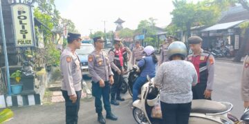 Antisipasi Peringatan Hari Buruh, Kapolsek Blahbatuh Pimpin Ops Cipkon Ranmor