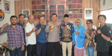 Kabid Humas Polda Bali Terima Audiensi Ketua Umum PPWI Pusat Wilson Lalengke