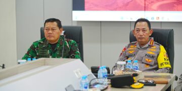 Tinjau 91 Command Center, Kapolri dan Panglima TNI Pastikan Kesiapan Personel Jelang KTT ASEAN