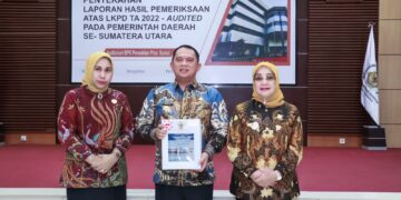 Bupati, Wakil Bupati dan Ketua DPRD Labuhanbatu Terima Predikat Opini WTP dari Badan Pemeriksa Keuangan RI