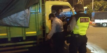 Polair Polres Karangasem Lakukan Pemeriksaan Rutin Pos Padang Bai