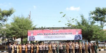 Ciptakan Kabupaten Sampang Aman Kondusif Jelang Pemilu 2024, AKBP Siswantoro Bentuk 123 Polisi RW