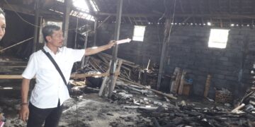 Na’as, Diduga Akibat Arus Pendek Listrik, Gudang Kerajinan Tangan Terbakar