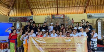 PKM Prodi Magister Ilkom UHN IGB Sugriwa Disambut Antusias Anak Didik Pasraman Gurukula Bangli