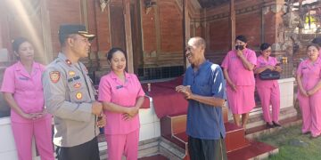 Hari Bhayangkara Ke-77, Polsek Blahbatuh dan Bhayangkari Gelar Bakti Sosial