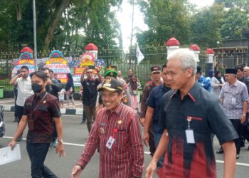 Harlah dan Pelantikan PPDI Jawa Tengah di Hadiri Ganjar Pranowo