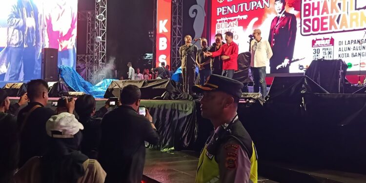 Polres Bangli Pam Acara Penutupan Bulan Bhakti Bung Karno ke 5 tahun 2023