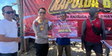 Kapolda Bali Hadiri Lomba Perahu Tradisional Kapolda Bali Cup