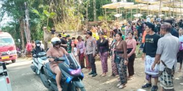 Kapolsek Gianyar Pimpin Pengamanan Kegiatan Ngaben Masal