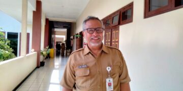 Dinas Lingkungan Hidup Bersama Pelaku Pariwisata Bergerak Cepat Atasi Limbah di Pantai Drini