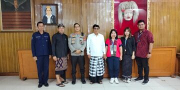 Kabid Humas Polda Bali Silaturahmi Ke Kantor Redaksi Media Bali Post