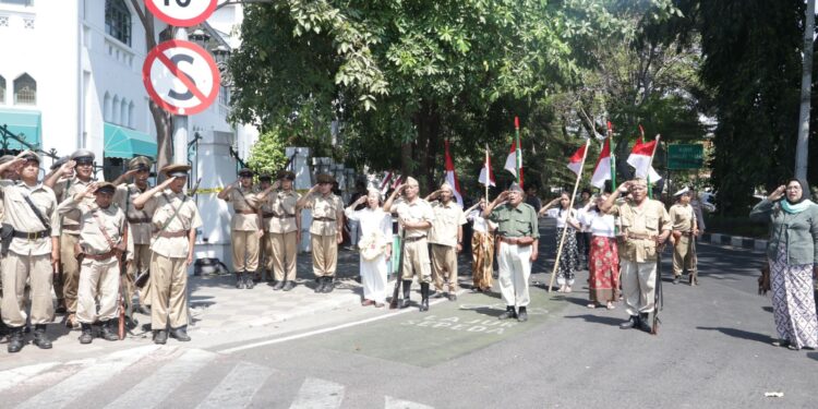 Peringati Proklamasi Polri, Polda Jatim Bersama Rooderburg Soerabaia Gelar Aksi Teatrikal
