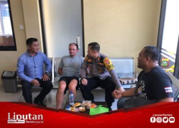 Penemuan WNA di Tengah Laut Candidasa Oleh Seorang Nelayan, Diamankan di Polres Karangasem