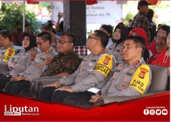 Polda Bali Adakan Vaksin Gratis Dalam Rangka Hari Jadi Polwan Ke-75 dan Hari Kesatuan Gerak Bhayangkari Ke-71