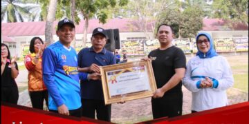 Bupati Labuhanbatu Pimpin Upacara Peringatan Hari Olahraga Nasional Ke- 40