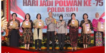 Peringati Hari Jadi Ke-75, Polwan Polda Bali Gelar Syukuran