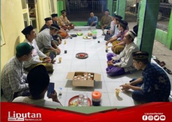 Barisan Pemuda Bersatu Mushollah Al-Mukhtar Bersama Warga Lingkungan Rowo Gelar Rapat Peringatan Maulid Nabi Muhammad SAW