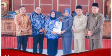 Wabup Labuhanbatu Hj. Elliya Rosa Siregar Hadiri Rapat Paripurna Penetapan Ranperda Perubahan P-APBD TA 2023