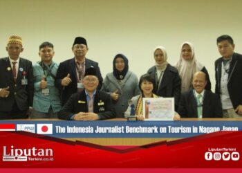Walikota Iiyama-shi Terima Plakat Penghargaan dari PPWI