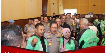 Wakapolri Tinjau Langsung Bakti Sosial dan Kesehatan, “Pemilu Damai 2024 Berkah bagi 2410 Warga ISI Yogyakarta”