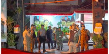 TNI – POLRI Gencar Laksanakan Patroli Tiga Pilar, Amankan Situasi Kamtibmas di Wilayah Kec. Gianyar