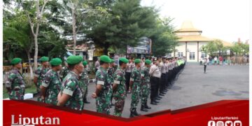 Ratusan Personil Gabungan Siap Amankan Malam Pergantian Tahun Baru 2024 Di Kabupaten Sampang