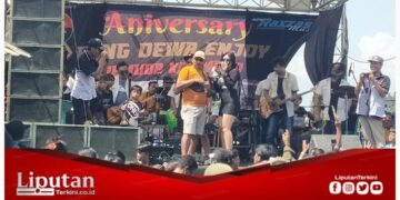 Rayakan Tahun Baru 2024, Pemuda Dewa Kalimoro Gelar Gebyar Musik