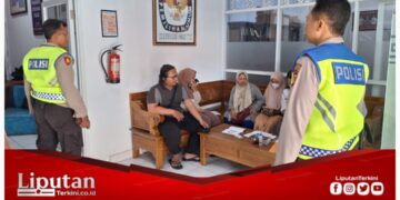 Personil OMB Polres Gianyar Perketat Pengamanan Kantor KPUD Gianyar