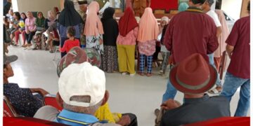 Pemerintah Desa Wonosobo Kembali Salurkan Program Bantuan El-Nino  Berupa Beras Kepada Warga