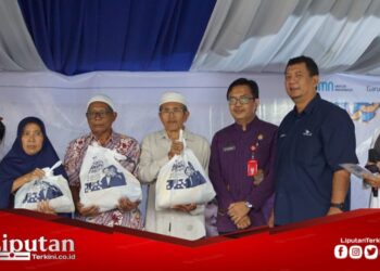 Sambut Ramadhan 2024, Garuda Indonesia Berikan Bantuan 1.000 Paket Sembako Murah di Malang