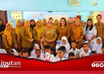 Pemkab Labuhanbatu Serahkan Bantuan Pekan Tambal Asik