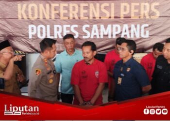 Konferensi Pers: Polres Sampang Amankan Pelaku Tindak Pidana Percobaan Pembunuhan