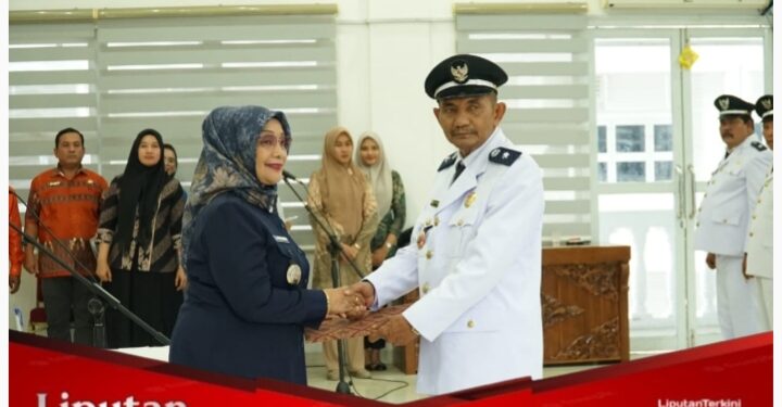 Plt. Bupati Labuhanbatu Perpanjang Masa Jabatan 51 Kepala Desa
