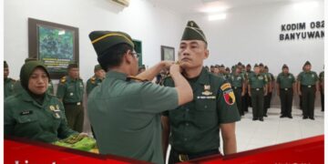 Dandim 0825/Banyuwangi Pimpin Upacara Kenaikan Pangkat 72 Prajurit Terpilih