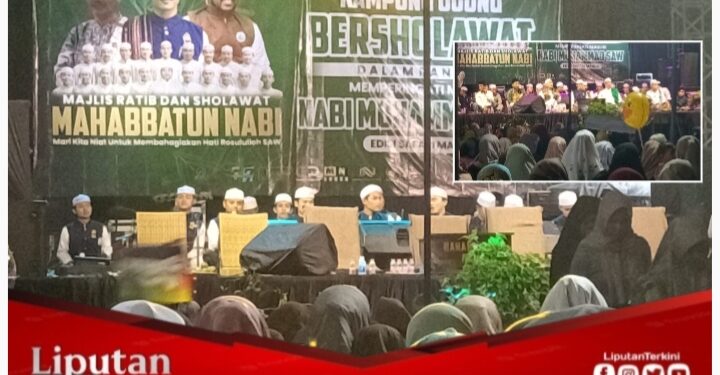 Jama’ah Masjid Al Falah Lingkungan Ujung Peringati Maulid Nabi Muhammad S.A.W dengan Bersholawat