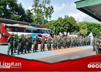 Dandim 0825/Banyuwangi Pimpin Apel Pemberangkatan Personel Ke Monas Dalam Rangka HUT TNI Ke-79